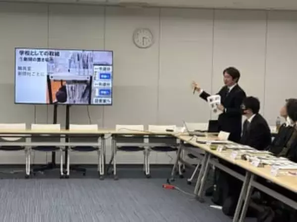 「新聞で世の中に興味持つ子ども増えた」　福岡県内の学校のNIE実践報告会