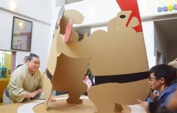 横綱豊昇龍が長崎・大村市の障害者施設訪問　九州場所前に15回目