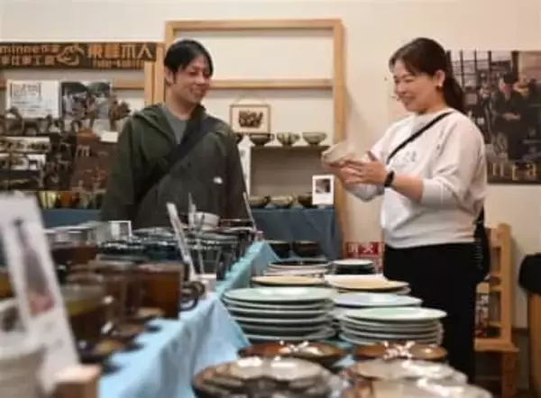［大分県］小鹿田、小石原、高取焼一同に　東峰村で作陶展　窯元価格で販売