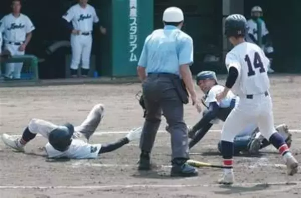 高校野球大分大会　藤蔭コールドで8強　津久見は延長戦を制す（7月16日の試合結果）