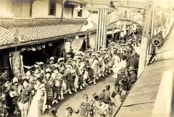 ［大分県］観光祭振り返る古写真　大正、昭和期の30点展示　日田市立博物館10月末まで