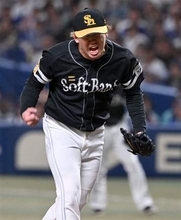 ソフトバンクホークス木村光が好救援で雄たけび　ピンチに登板、連続三振奪う