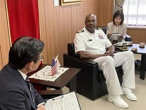 米海軍佐世保新司令官、沖縄強殺事件受け「さらに規律高める」　長崎・佐世保市長を訪問