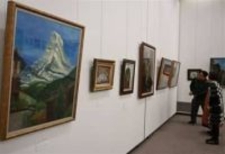 ［福岡県］「風の會」絵画展　世代超えた58点　直方市で11月30日まで