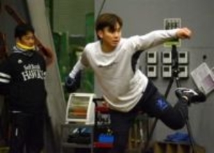 ソフトバンクホークス加入の中村稔、地元九州で飛躍へ　ブルペンで30球、「やってやる」