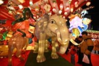 長崎ランタンフェスティバルが開幕　1万5000個の光が街彩る