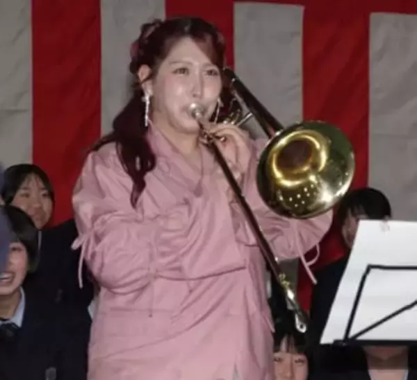 「3時のヒロイン」ゆめっちさんが母校にサプライズ　熊本・玉名女子高でトロンボーン共演「好きなことやりまくって」