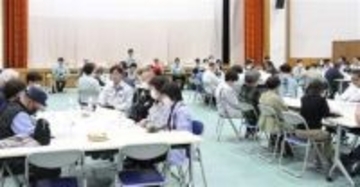 「復興住宅」巡り隔たり　2階建て集合住宅　大分市方針　「一戸建て」希望多数　住民　佐賀関大規模火災