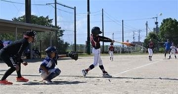 ［佐賀県］筑後川少年野球　62チームが熱戦　みやきと上峰で開幕