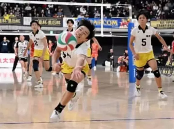 鎮西高、Vリーグ三重を撃破　全日本バレー2回戦