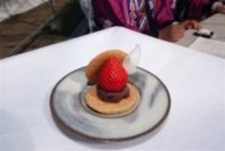 ［熊本県］イチゴ×どら焼き　味わって　玉名の「ゆうべに」10周年コラボ　16日から熊本市で販売