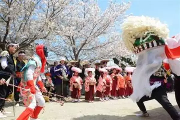 ［佐賀県］伝統の太神楽　迫力の舞　神埼市でみゆき大祭