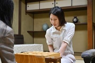 女流王位戦8連覇の福間香奈、貫禄の勝負術