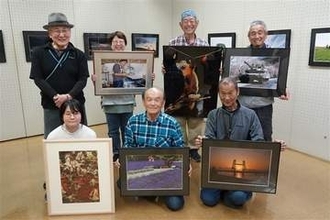 「個性」写した近作64点　熊本の荒尾写真クラブ展、会員の追悼コーナーも