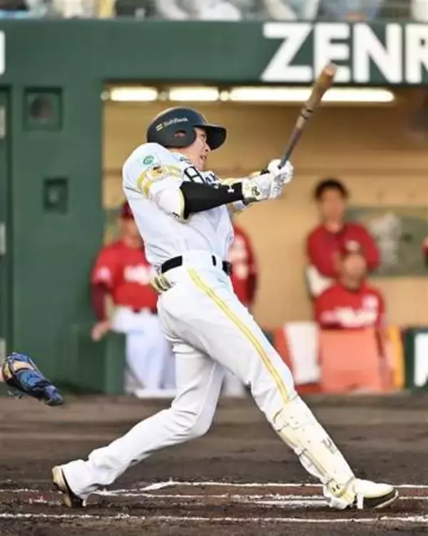 柳田が先制3ラン、北九州で10年ぶり一発　ソフトバンクホークス首位死守
