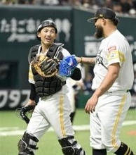 ソフトバンクホークス山本祐は移籍即スタメン　「いい経験できた」