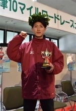 ［佐賀県］【佐賀県勢の主な成績】今村V　歴代5位　先輩との競走思い出し「レース作れた」　唐津10マイルロードレース　高校男子10キロ