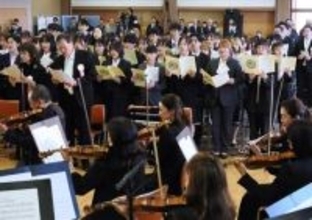 新時代の音楽人育成目指す「福岡国際音楽大」が太宰府市に開学　客員教授のさだまさしさんも祝福