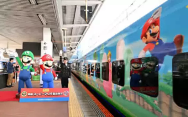「マリオ列車」博多駅出発　鹿児島線や日豊線で運行
