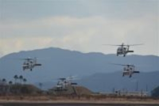 ［長崎県］緊急出動や編隊飛行　隊員200人が初訓練　海自大村航空基地