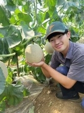 ［長崎県］地域隊員松浦に定住へ　小吹さん、独立しメロン農家に　「周囲に励まされ頑張れた」