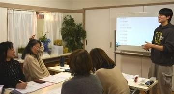 移住先の長崎・平戸市で韓国語講座　全澯民さんの指導好評