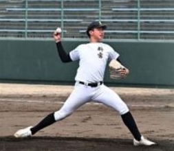 【全力応援！】〝大谷超え〟197センチ105キロの超大型右腕　新宮高3年・藤井悠貴にプロが注目