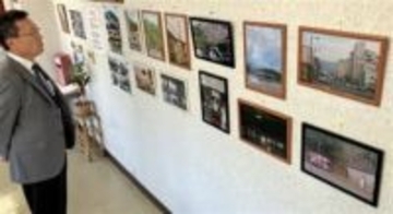［長崎県］バスから見た佐世保の街　高校生の写真展示