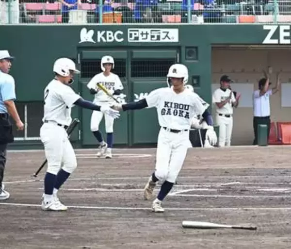 高校野球福岡大会　4強出そろう（7月21日の結果）