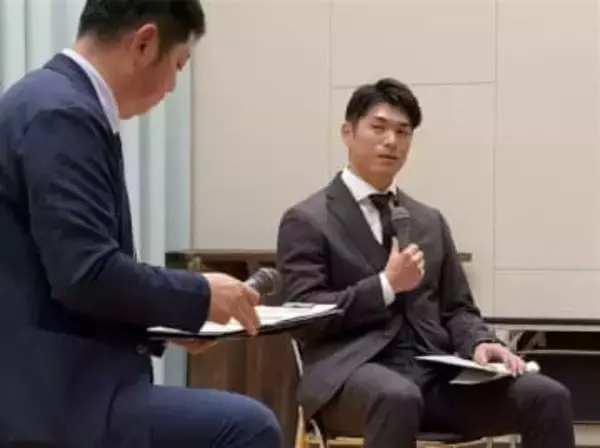 ［佐賀県］「社会で感謝伝えられる人に」　元プロ投手・古川さん　嬉野高で講演　武雄出身