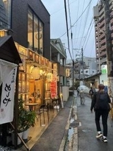 福岡都心部の「裏天神」で店舗急増の”隠れ家路地”　160メートルに十数店、遅れて注目の背景は