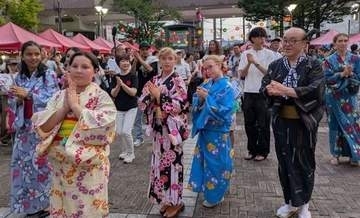 【動画】半世紀ぶり盆踊り「四ケ町太鼓」も復活　16日まで、長崎・佐世保市