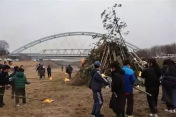 ［長崎県］「楽しい暮らし」願い　安中地区で鬼火たき　島原市