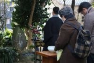 ［熊本県］「石牟礼文学」世界中に必要　熊本市真宗寺で「不知火忌」