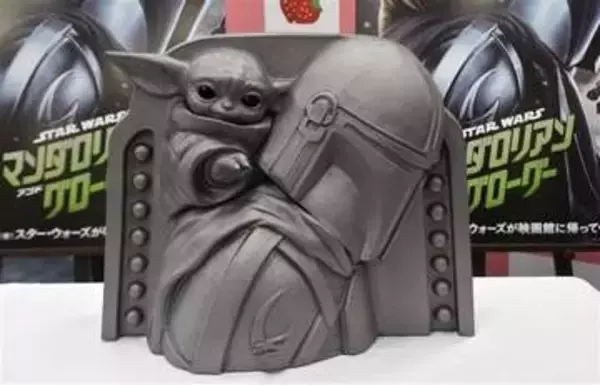 スター・ウォーズ仕様の「城島鬼瓦」完成　久留米、博多の映画館で展示
