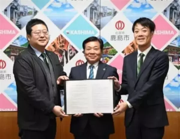 ［佐賀県］再エネ会社を設立へ　太陽光発電事業　地域普及目指す　鹿島の大久保電機と光武酒造場　市と連携協定締結