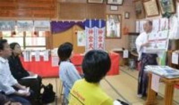 ［長崎県］地域おこし隊員に歴史講話　松浦　今福神社・早田宮司が激励