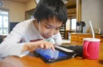 ［長崎県］障害と生きる日々　詩に　脳性まひの蒲原千春さん　「私の人生なんだから明日も明後日も未来まで」　作詩で大賞、16日大村で演奏披露