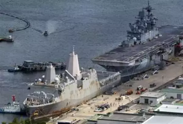 ［長崎県］佐世保の揚陸艦全て帰港