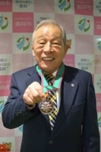 地域の清掃活動20年、福岡・嘉麻市の79歳表彰「住みよい町づくりに尽く」