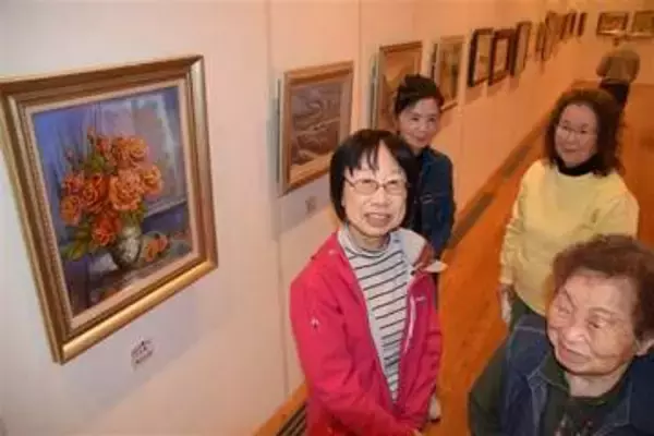 大分・日田美術協会の小作品展始まる　12日まで、パトリア日田