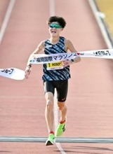 細谷、終盤粘りきれず3位　地元でMGC出場権は獲得　福岡国際マラソン