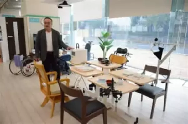 北九州市に介護支援拠点「テクノケア」開設　ICT活用の福祉用具800点を展示