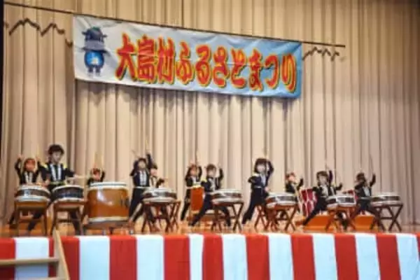 長崎・平戸の園児が離島で和太鼓披露