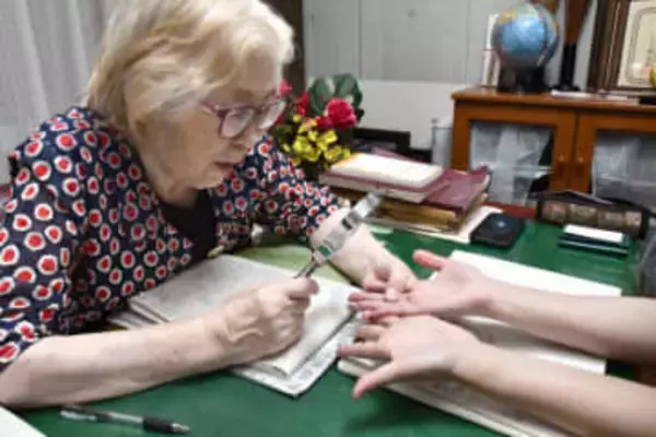 福岡で占いスポット急増　占い師300人、東京から進出も