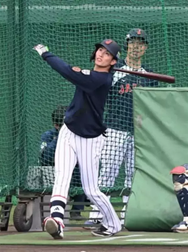 【WBC日本代表合宿】周東、体重増で打撃パワフルに　スタメン出場「準備している」