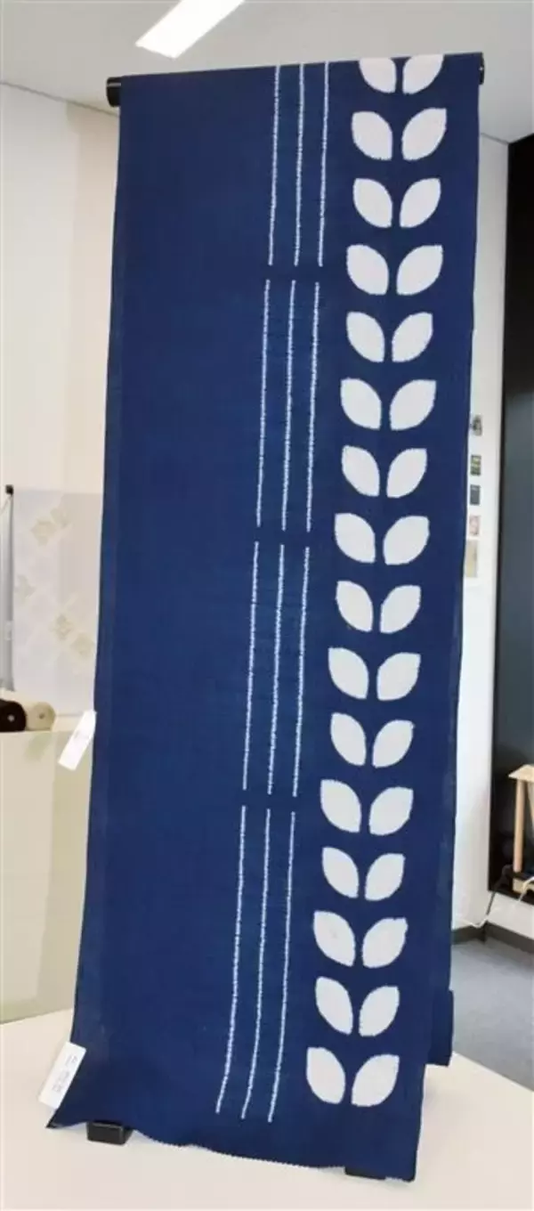 幻の「博多絞」を再現　福岡市博多区の伝統工芸館で初公開　博多織の織元「岡野」