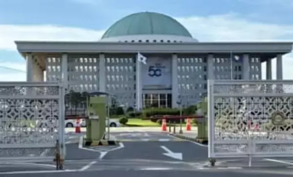 韓国議長、日本の改憲は「容認できず」　フェイスブックに投稿