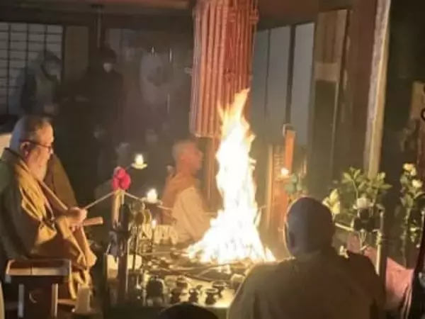 ［長崎県］家内安全願い護摩だき　対馬市の万松院