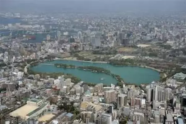大濠公園の池で高齢女性の遺体発見　福岡市中央区、パジャマのような服に白いかっぱ